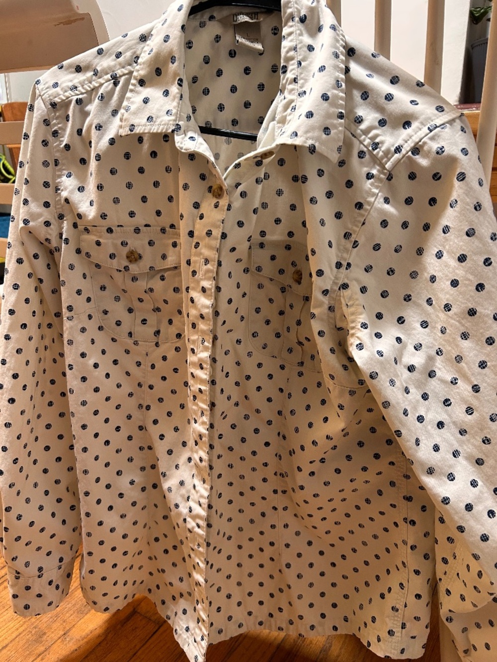 Duluth Women Button down shirt